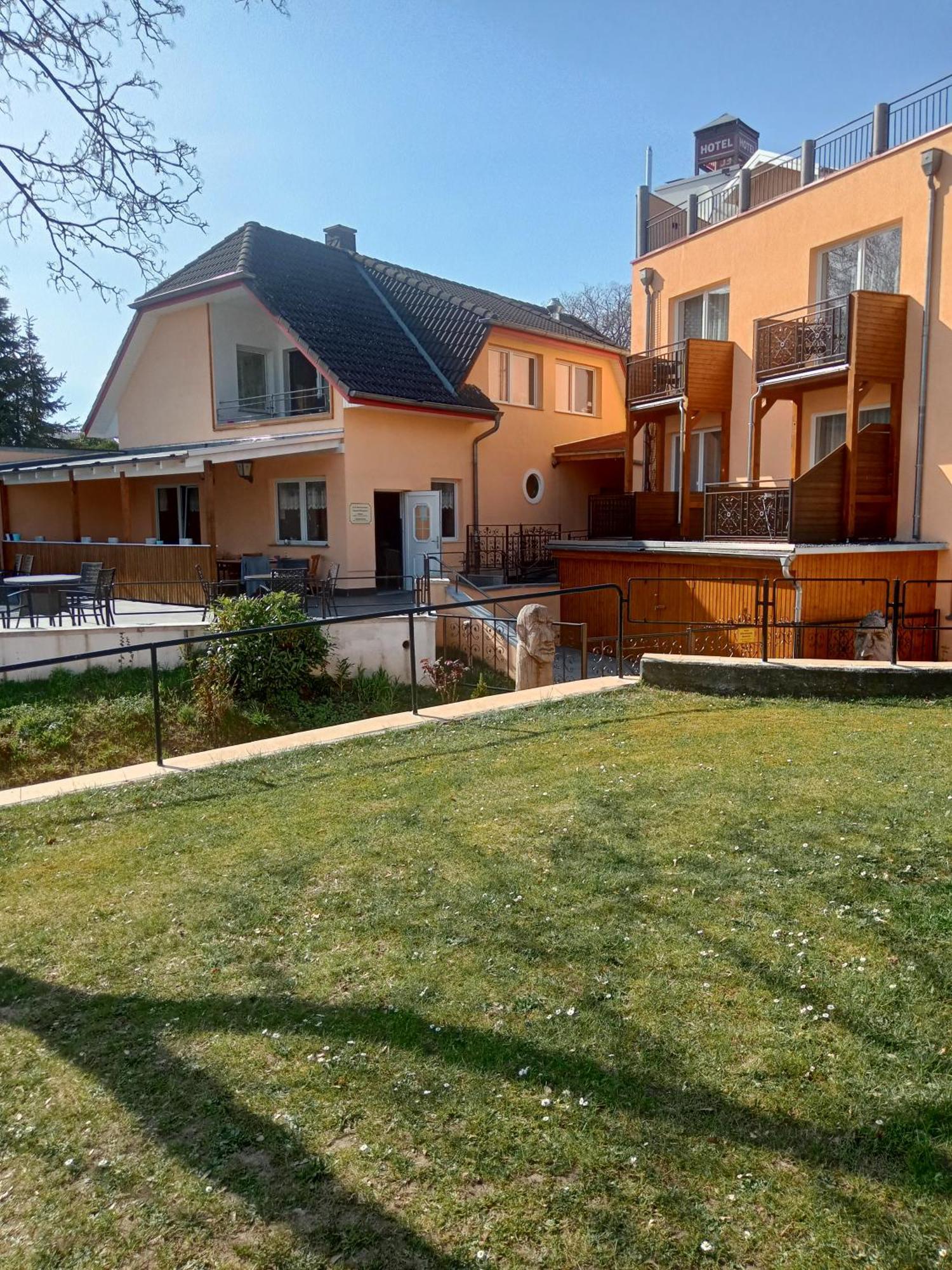 Seehotel Bad Kleinen Экстерьер фото